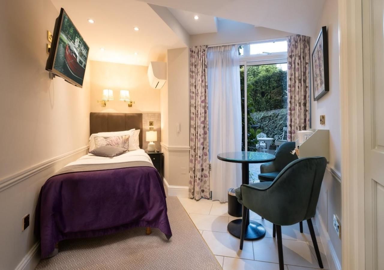 Отель Roxford Lodge Hotel Дублин