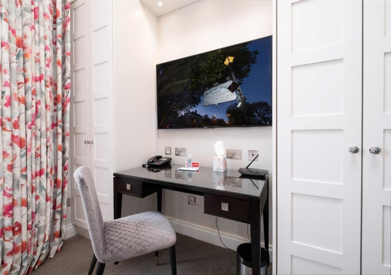 Отель Roxford Lodge Hotel Дублин