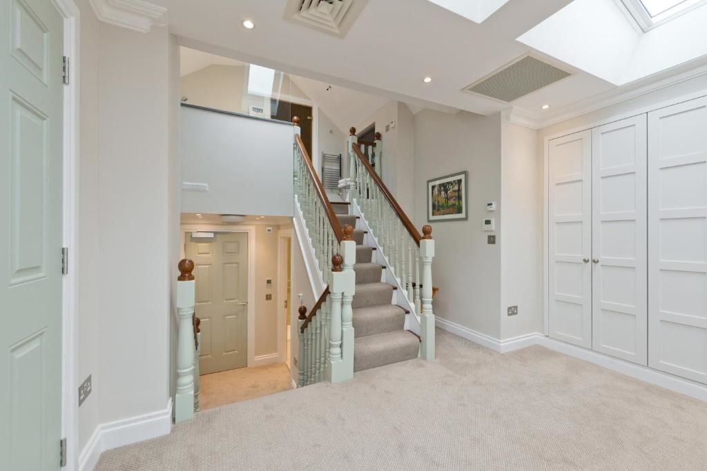 Отель Roxford Lodge Hotel Дублин