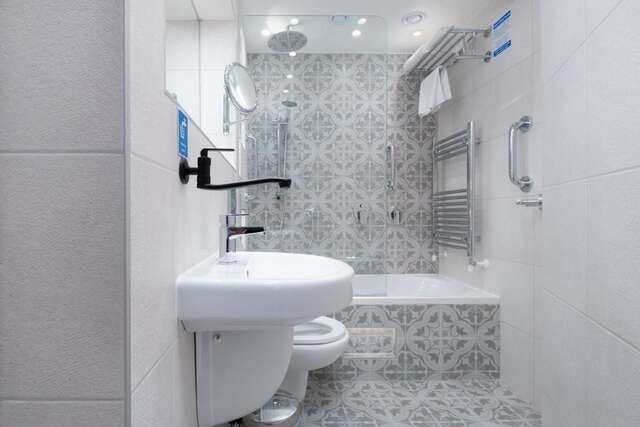 Отель Roxford Lodge Hotel Дублин-7